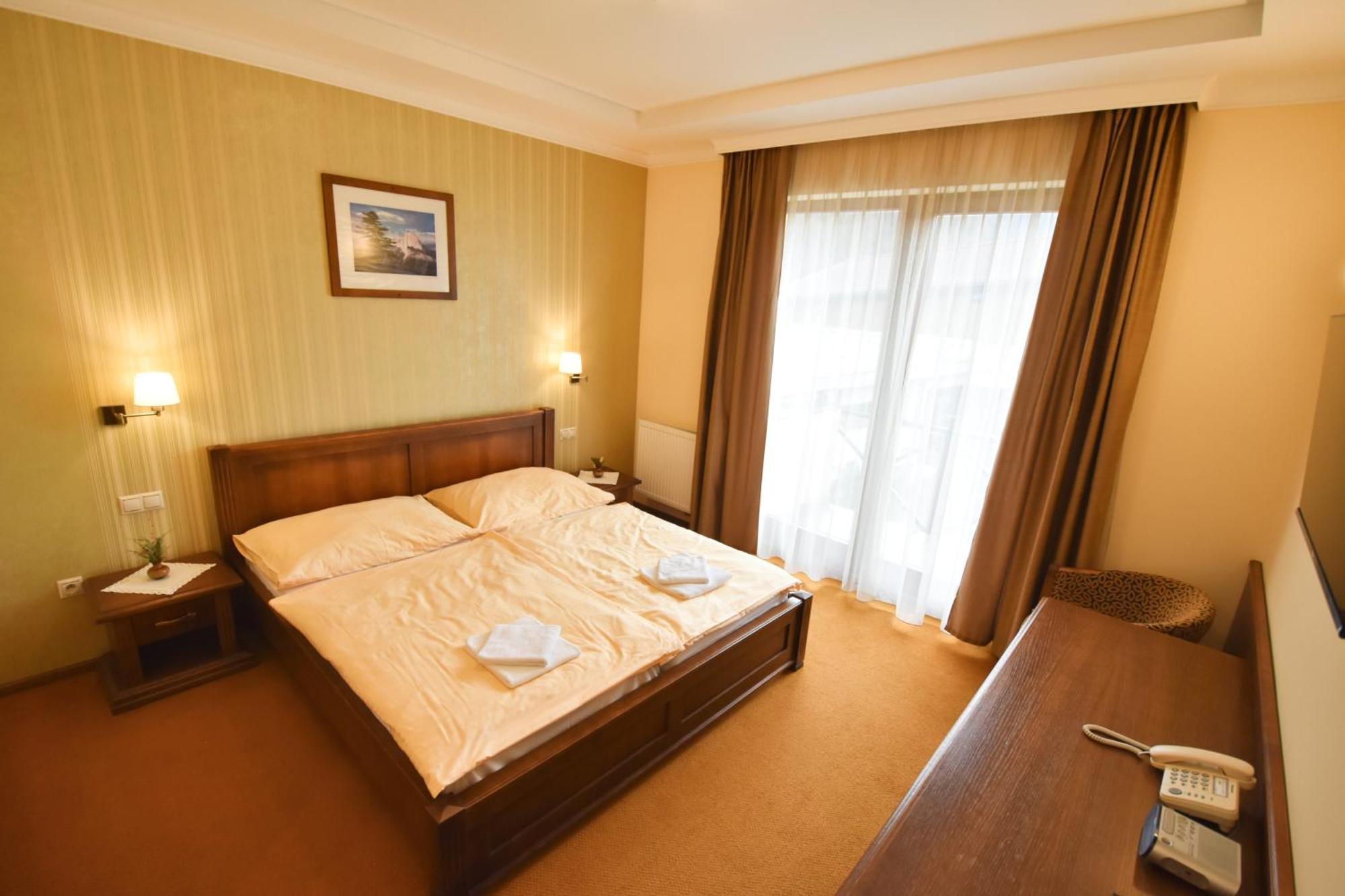 Country Saloon Bela Otel Oda fotoğraf